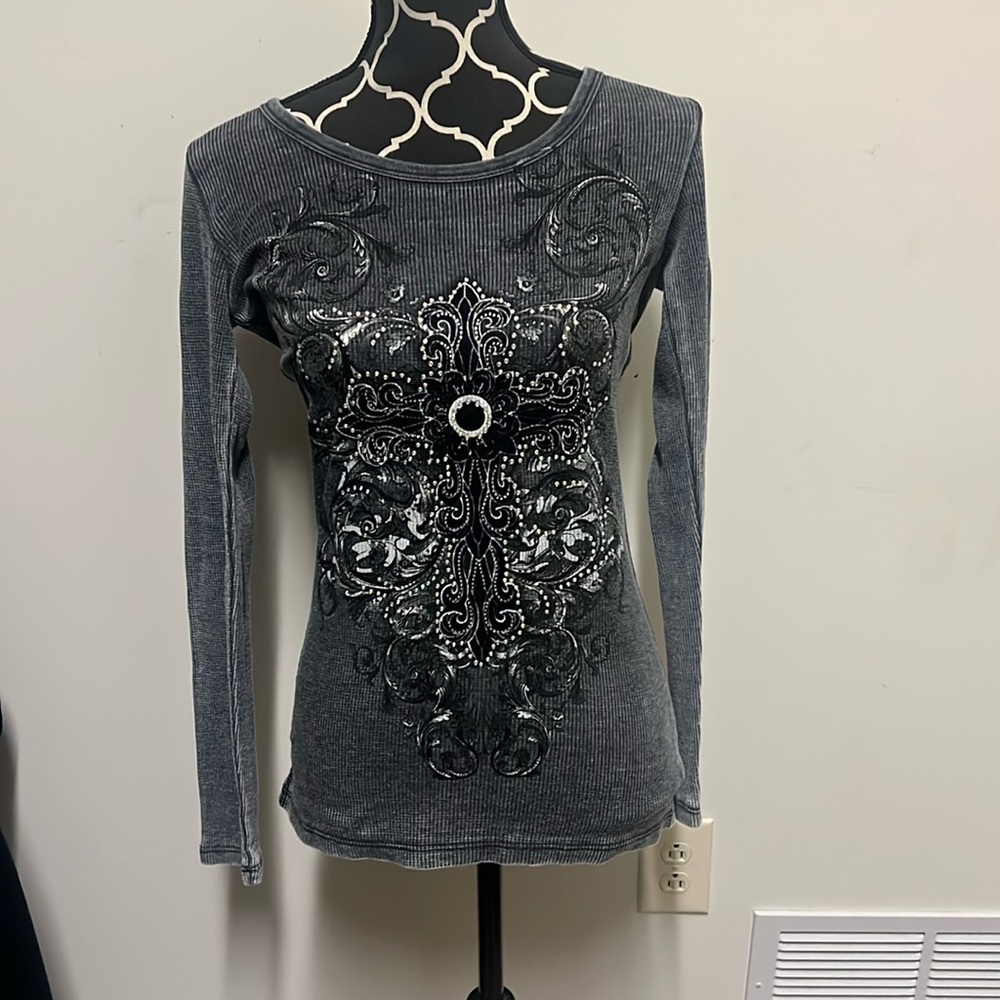 Vocal Apparel long sleeve stone washed ribbed shirt